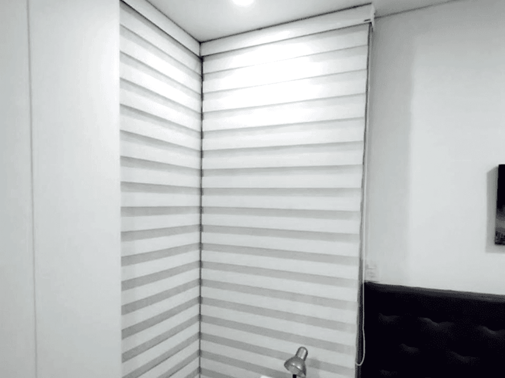 Cortina-sheer-Elegance-screen-habitacion-una-blanca-1024x768
