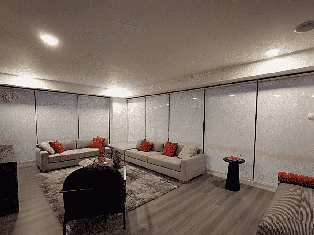 Enrollable-flexicor-sala-screen-1024x768
