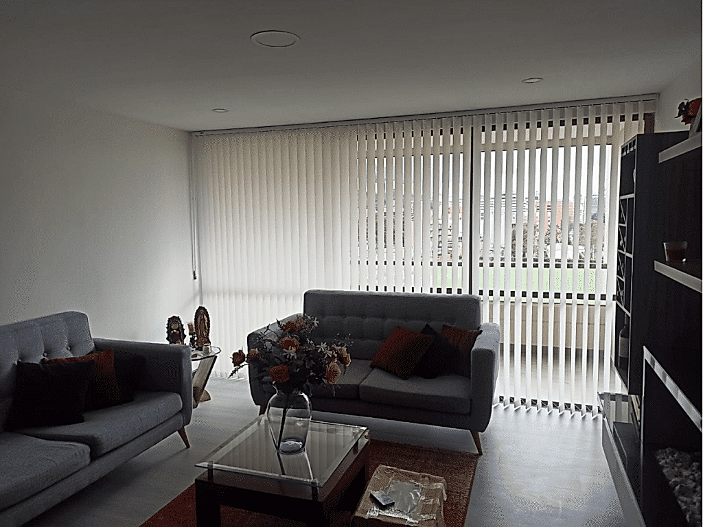 Persiana-vertical-sala-flexalum-1024x768