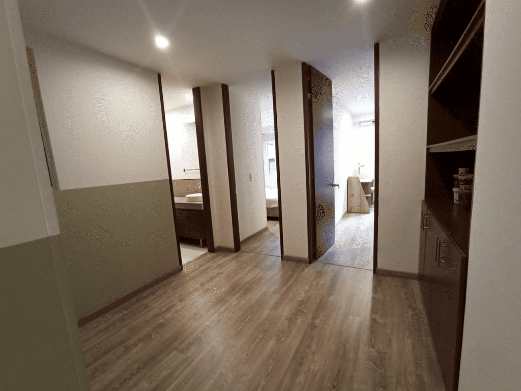 Piso-en-madera-natural-1024x768
