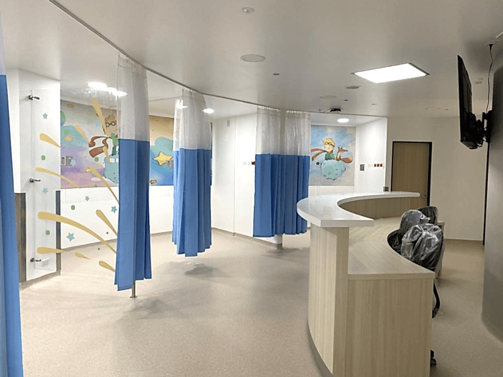 cortinas para clinicas de niño